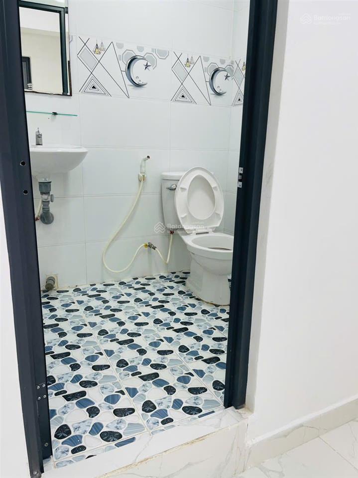 Bán căn hộ chung cư ngô gia tự, 7.24 lô b.