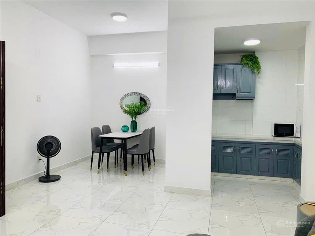 Bán căn hộ chung cư ngô gia tự, 7.24 lô b.