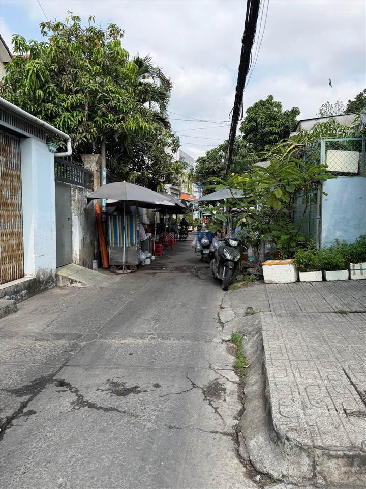 Nhà ngang khủng 7m  tên lửa nối dài  bình tân diện tích rộng {98 m2} đường xe hơi  chỉ 5.x tỷ