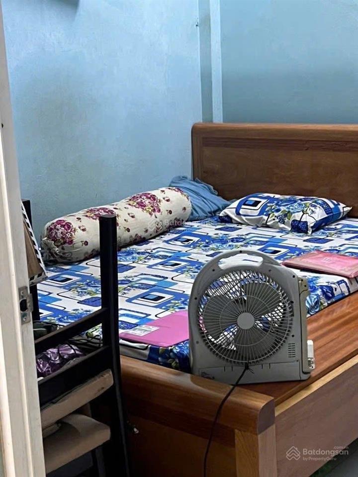 Nhà kề tên lửa  ngang hiếm 6m bình tân  diện tích rộng {100m} giá chỉ 6.x tỷ