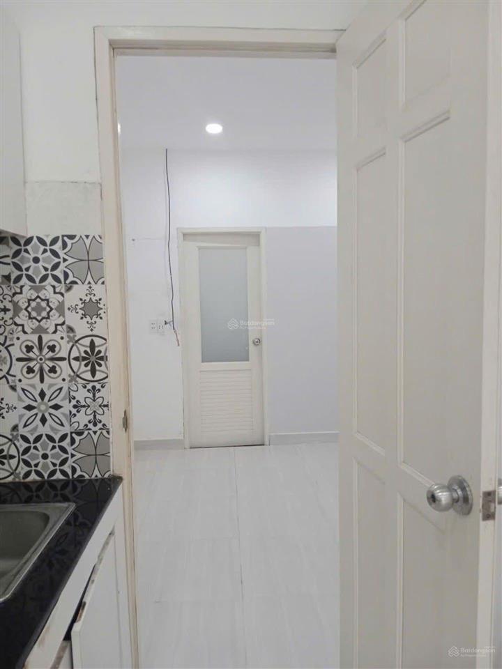 Bán nhà kinh dương vương  sát quận 6  4x18  đường xe hơi  giá 6.6 tỷ