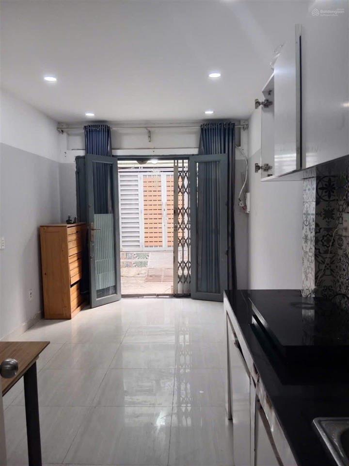 Bán nhà kinh dương vương  sát quận 6  4x18  đường xe hơi  giá 6.6 tỷ