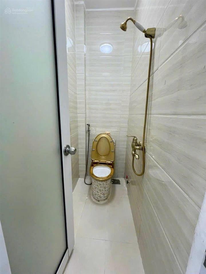 Nhà mới keng  mặt tiền đường nội bộ  nguyễn kiệm  gò vấp  4x16  3 tầng  chỉ 8,x tỷ