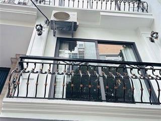 Bán nhà hoàng liệt 36m, 6 tầng xây mới, thang máy, phân lô, ô tô đỗ cửa.