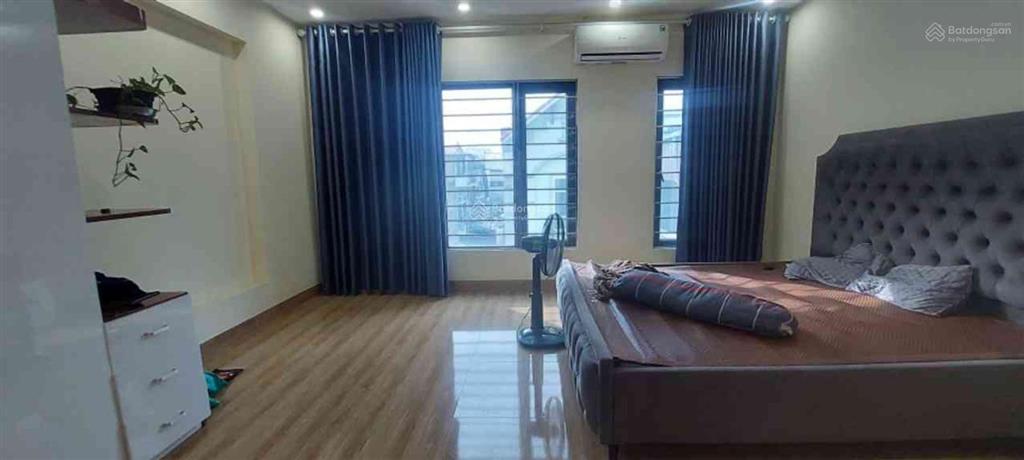 Bán nhà 35m, 6 tầng, ngõ thông, kinh doanh, ô tô qua nhà chỉ 6 tỷ