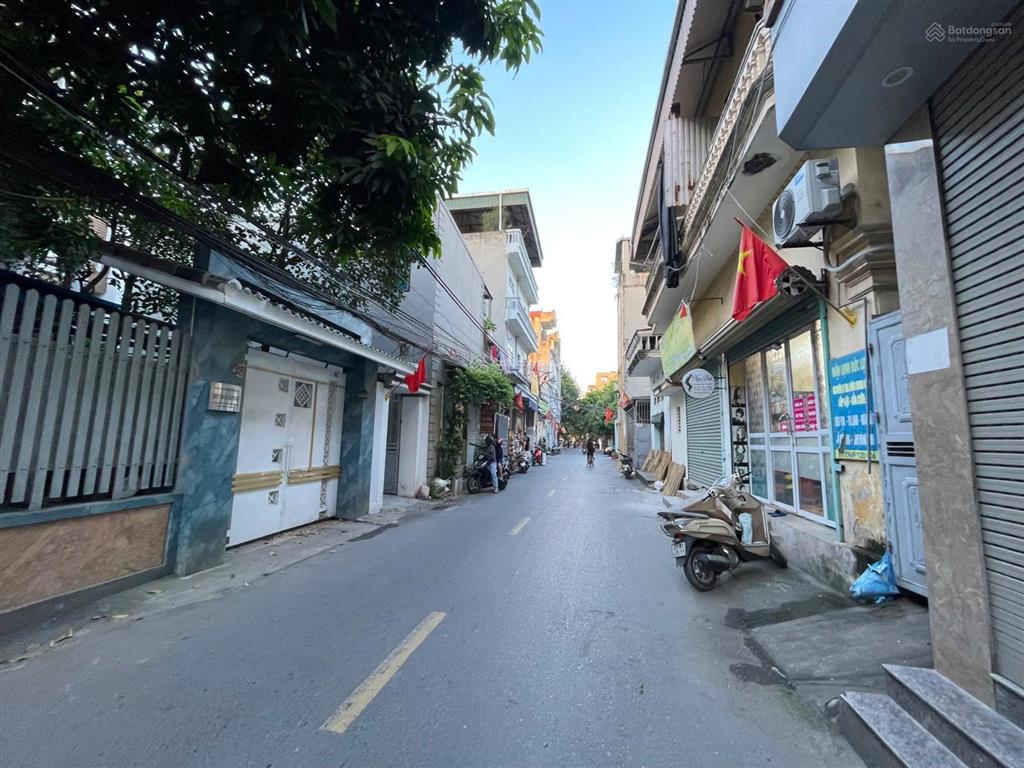 Chính chủ cần bán nhà cấp 4, 55m2 lô góc 2 mặt đường ô tô nhỉnh 10 tỷ