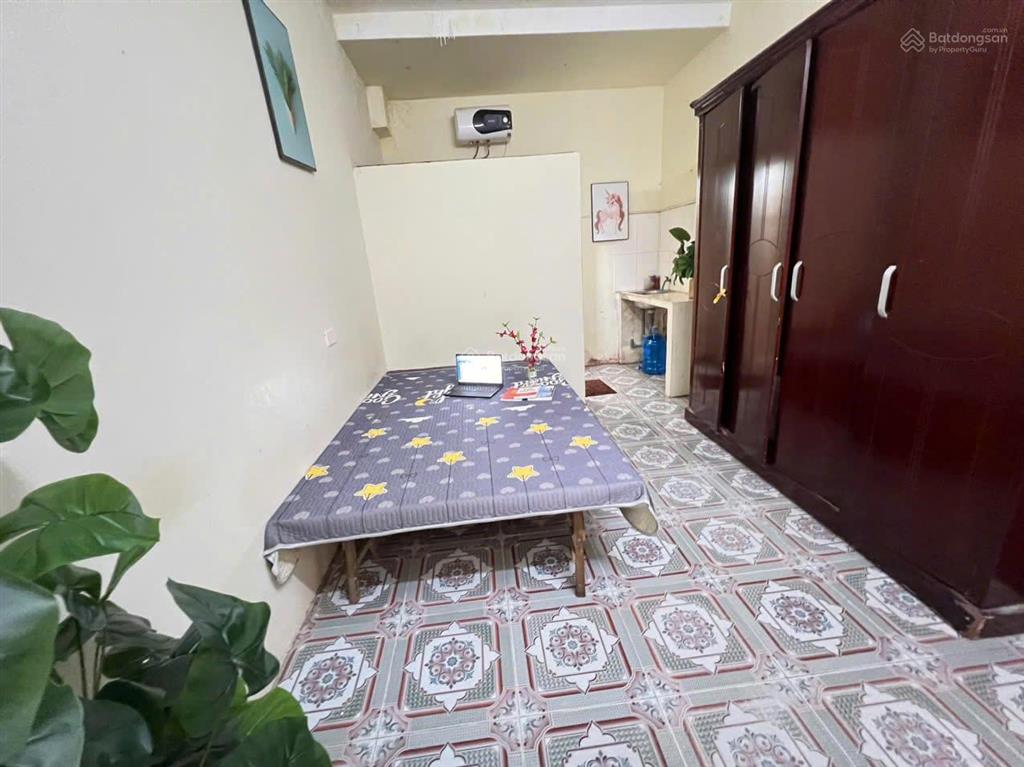 Cho thuê phòng trọ khép kín giá rẻ 2,4tr gần tài nguyên môi trường, phú diễn, bắc từ liêm