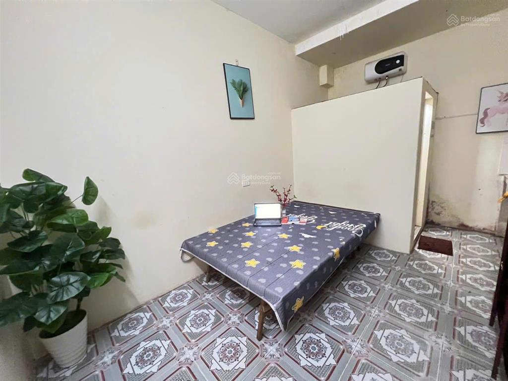 Cho thuê phòng trọ khép kín giá rẻ 2,4tr gần tài nguyên môi trường, phú diễn, bắc từ liêm
