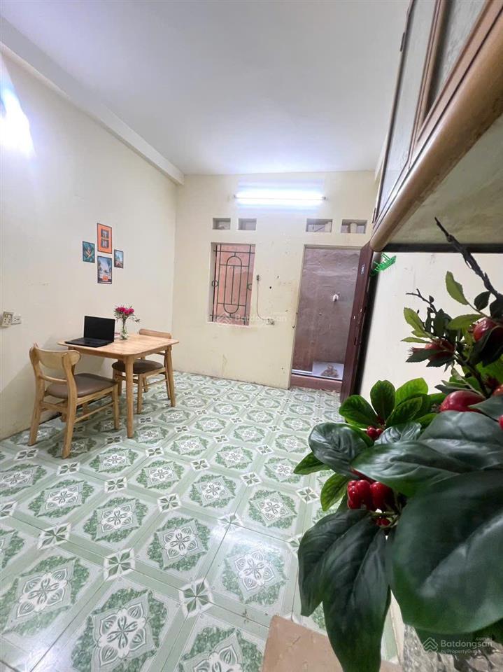 Cho thuê phòng trọ 1k1n khép kín giá rẻ 3,3 tr phú diễn, bắc từ liêm. gần tài nguyên môi trường