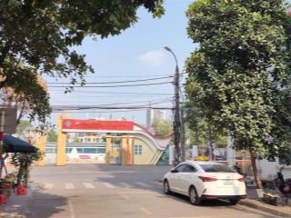 Hiếm bán biệt thự hà nội giữa lòng trung tâm tp bắc ninu