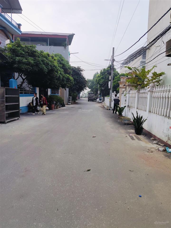 Bán đất full thổ cư gần 1000m2 nam sơn. ngay kcn và goertek