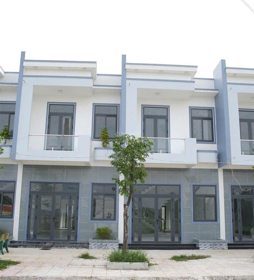Bán nhà tại nhà ở xã hội kcn cầu tràm, 1,7 tỷ, 100m2, đẹp, nhiều tiện ích