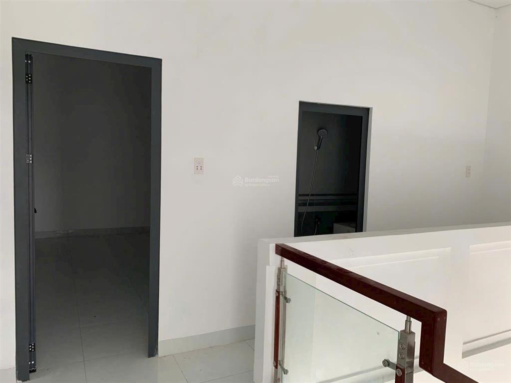 Bán nhà tại nhà ở xã hội kcn cầu tràm, 1,7 tỷ, 100m2, đẹp, nhiều tiện ích