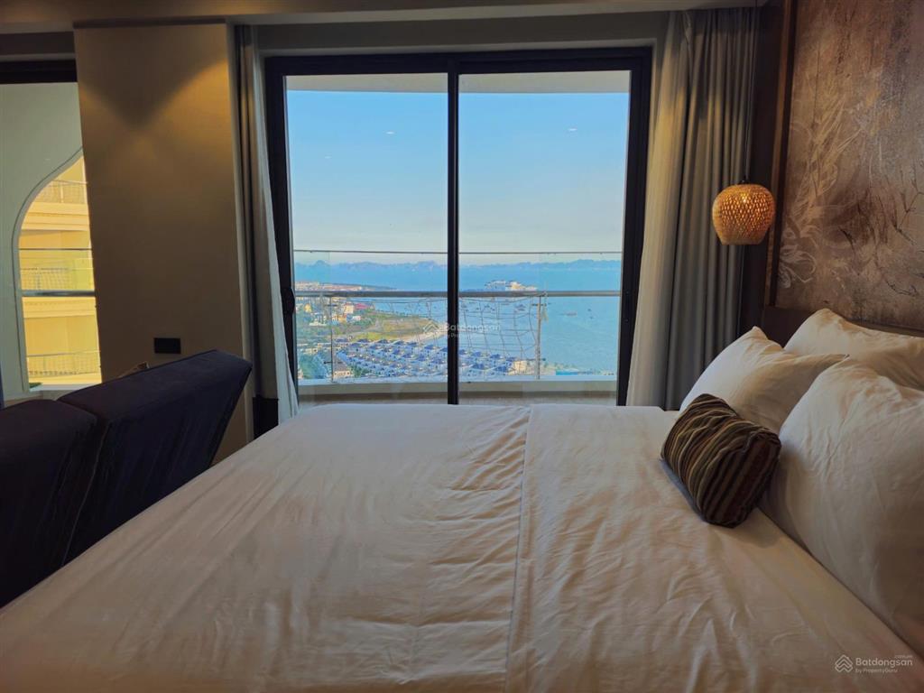Cho thuê căn hộ tầng cao view chính biển citadines.