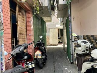 Sát mặt tiền trần phú q5  3 tầng kiên cố  ở hay kinh doanh đều đẹp