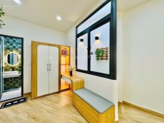 Bán nhà gần mặt tiền thích quảng đức, phú nhuận có sân rộng 7.85 tỷ