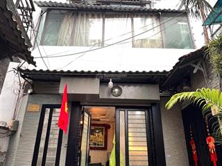 Phú nhuận, nhà 3 tầng khu phan xích long, hẻm 4m, giá tốt