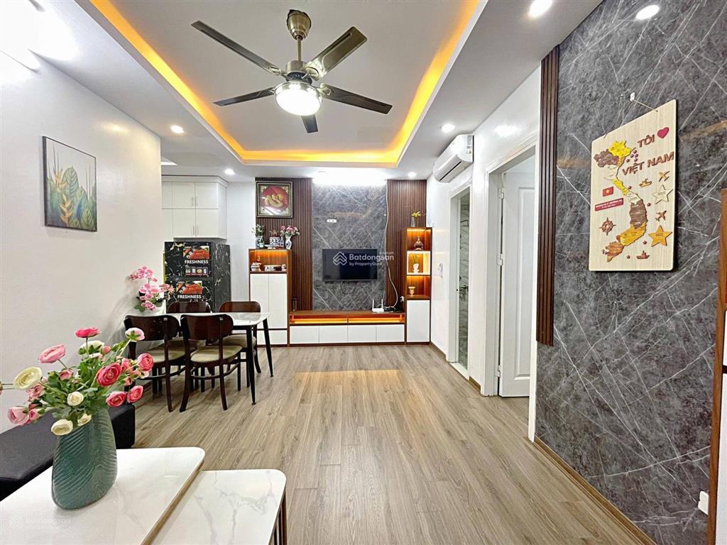 Chính chủ cần bán chung cư học viện hậu cần, ngọc thụy, long biên 74m², 2 phòng ngủ, 2 vệ sinh.