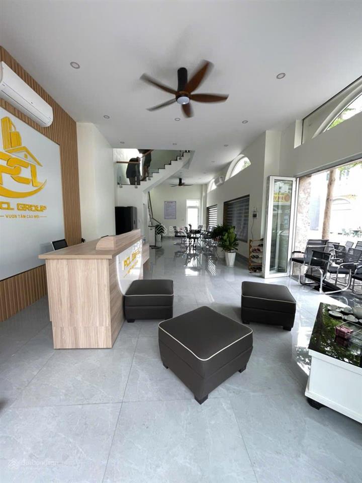 Cho thuê góc 2 mặt tiền thích hợp làm văn phòng công ty