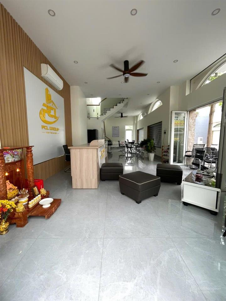 Cho thuê góc 2 mặt tiền thích hợp làm văn phòng công ty