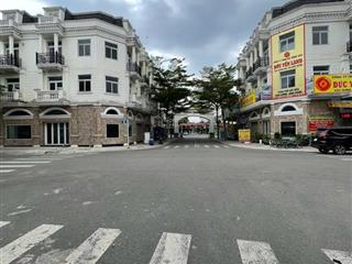 Cho thuê góc 2 mặt tiền thích hợp làm văn phòng công ty