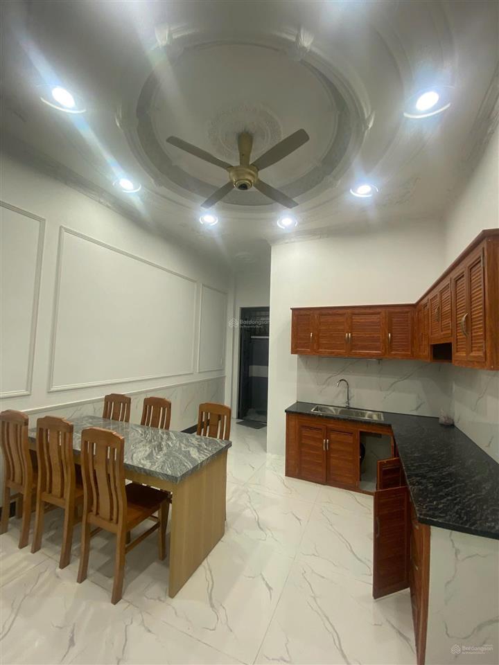 Cho thuê nhà trong khu dân trí cao có bảo vệ 24/24