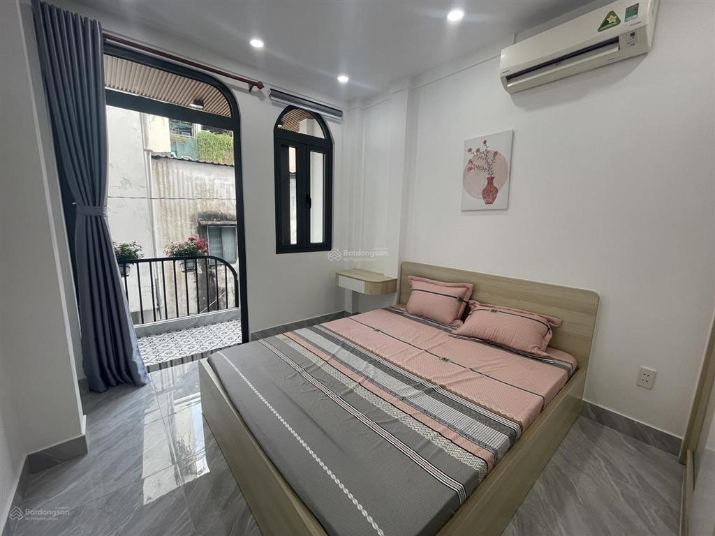 Nhà mới 2 tầng gần đh văn lang bình thạnh  dt 33m  shr  không quy hoạch