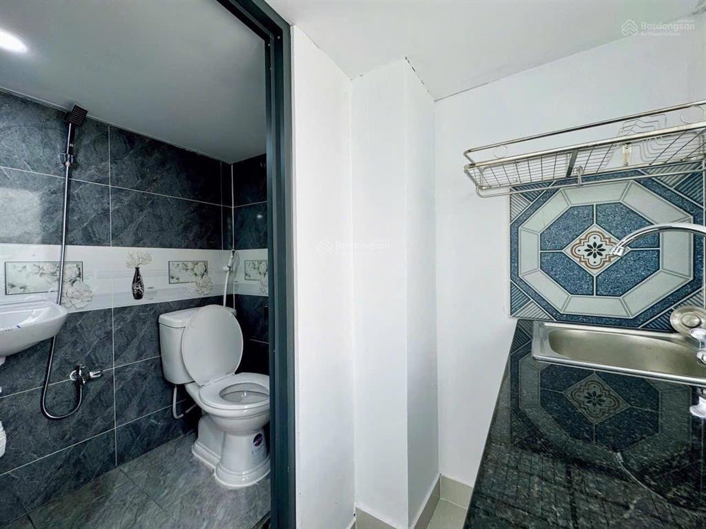 Cho thuê phòng mới  gác cao  cửa sổ siêu thoáng mát nằm ngay trung tâm quận bình thạnh