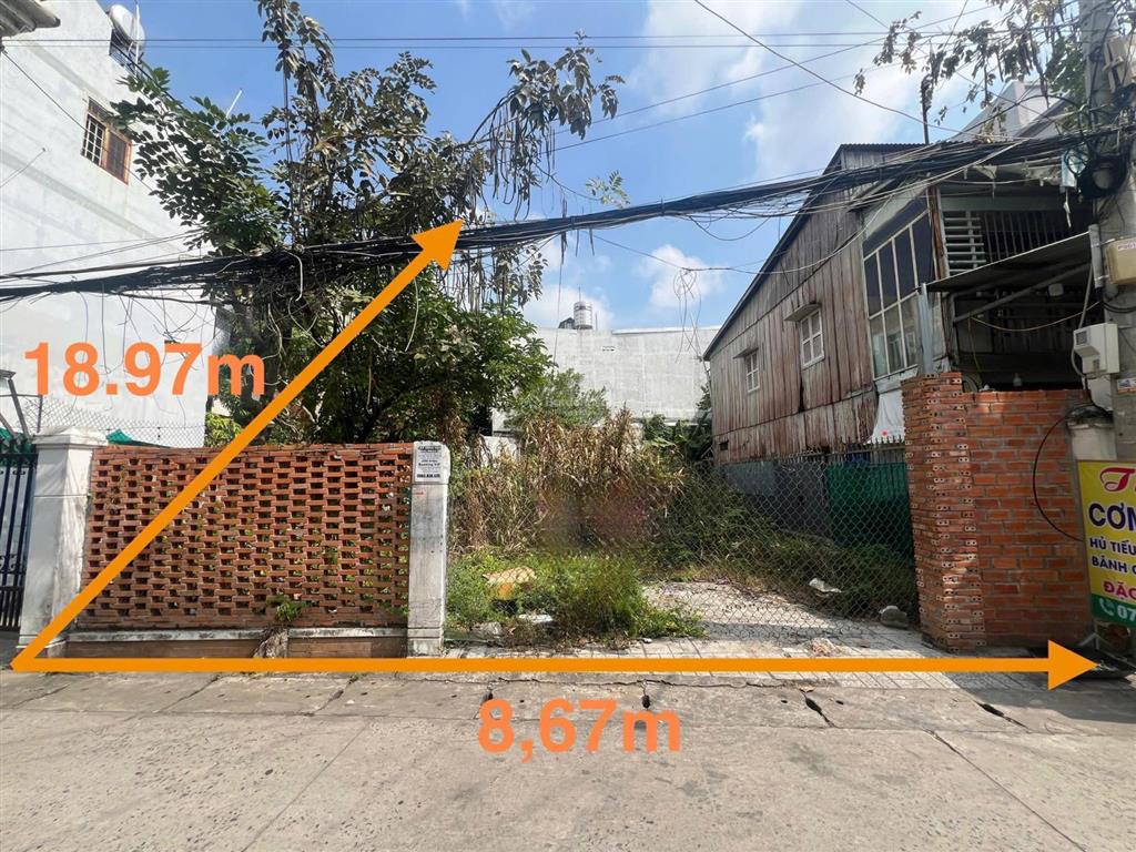 141/2 nguyễn thái học, long xuyên, an giang 8,67 x 18,91 đường oto 3m