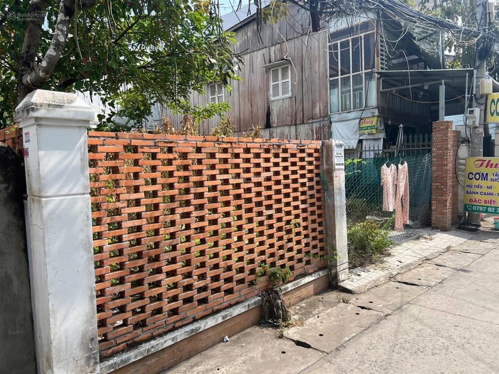 141/2 nguyễn thái học, long xuyên, an giang 8,67 x 18,91 đường oto 3m