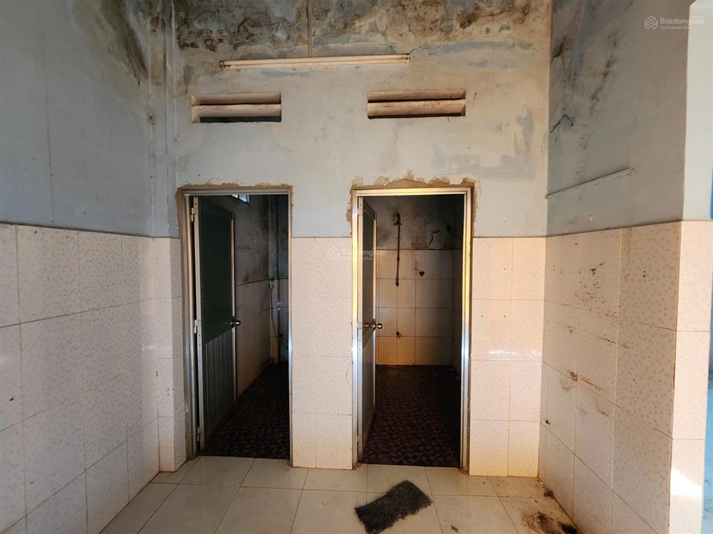 Bán nhà riêng tại đường 33, tân thông hội, huyện củ chi, 2,82 tỷ, 136,7 m2 giá siêu hời