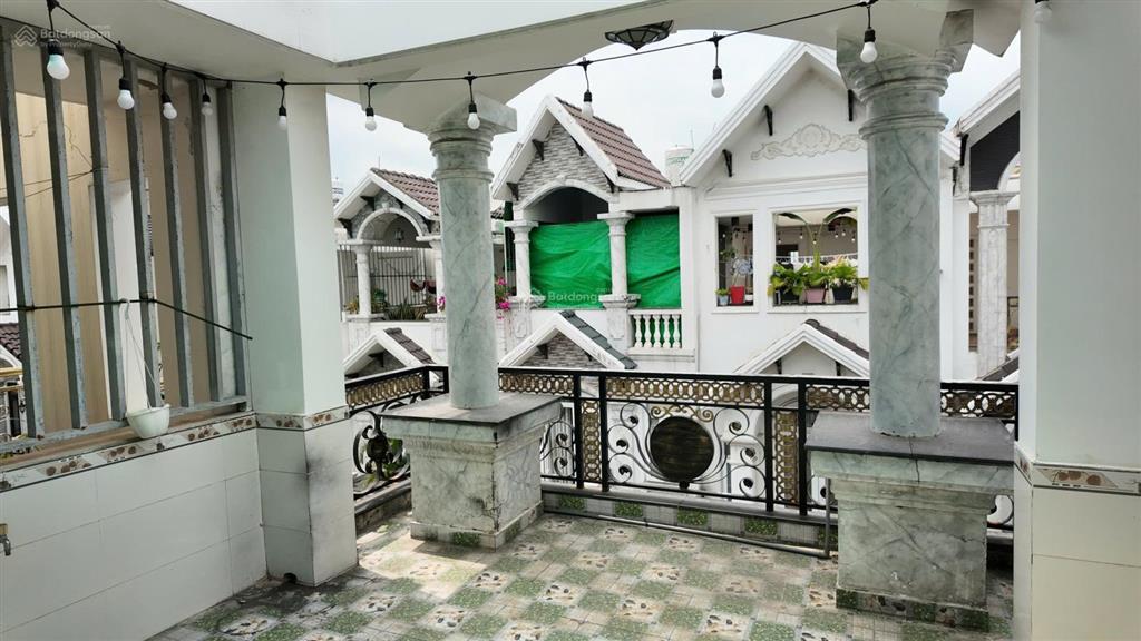 114,684 triệu/m2 nhà đẹp khu đồng bộ 497 phạm văn chiêu gò vấp