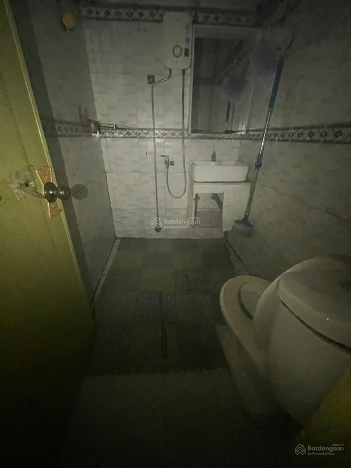 111,8m2 nhà mặt tiền nở hậu khu đường lý thường kiệt, dĩ an, bình dương