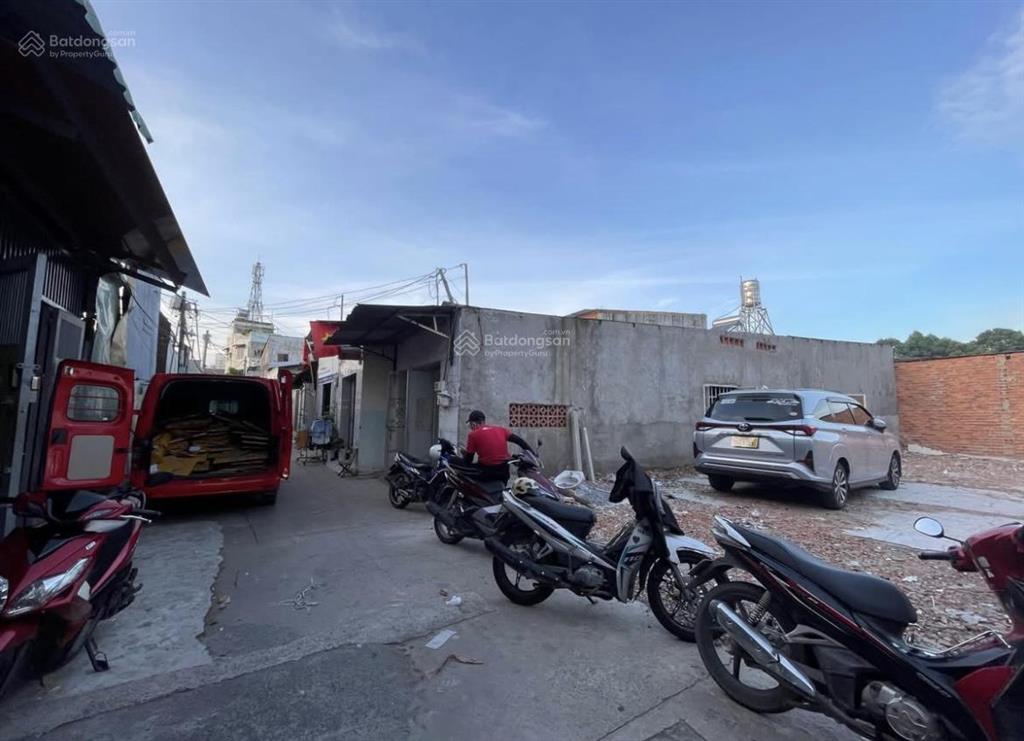 Đất hxh 110m2 thổ cư, ngay chợ trung mỹ tây 13. gần ngã tư an sương ,ql22 giá 4,65tỷ tl