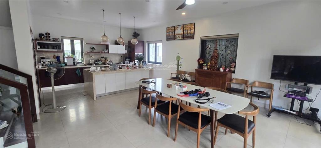 Biệt thự khu vip senturia vườn lài, an phú đông. 16*23 shr cn 372m2 . đường nội khu 12m thông