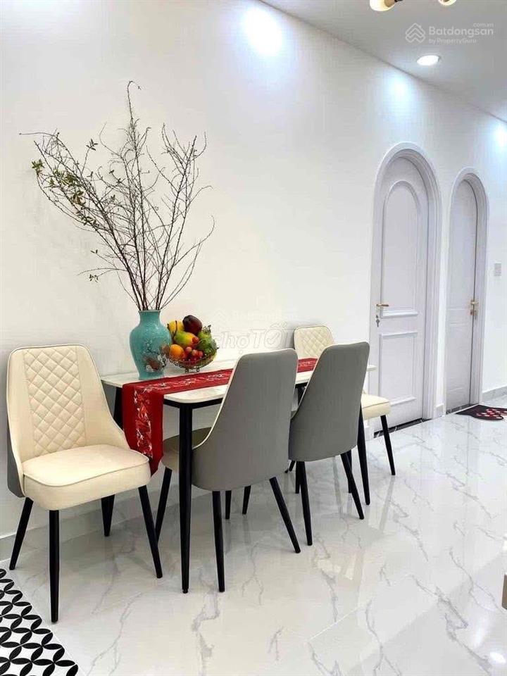 Nhà đẹp shr p6, ngay chợ an nhơn gò vấp, dt 5,4*13 shr cn 50m2. sân vườn + nội thất đẹp, 5,75tỷ