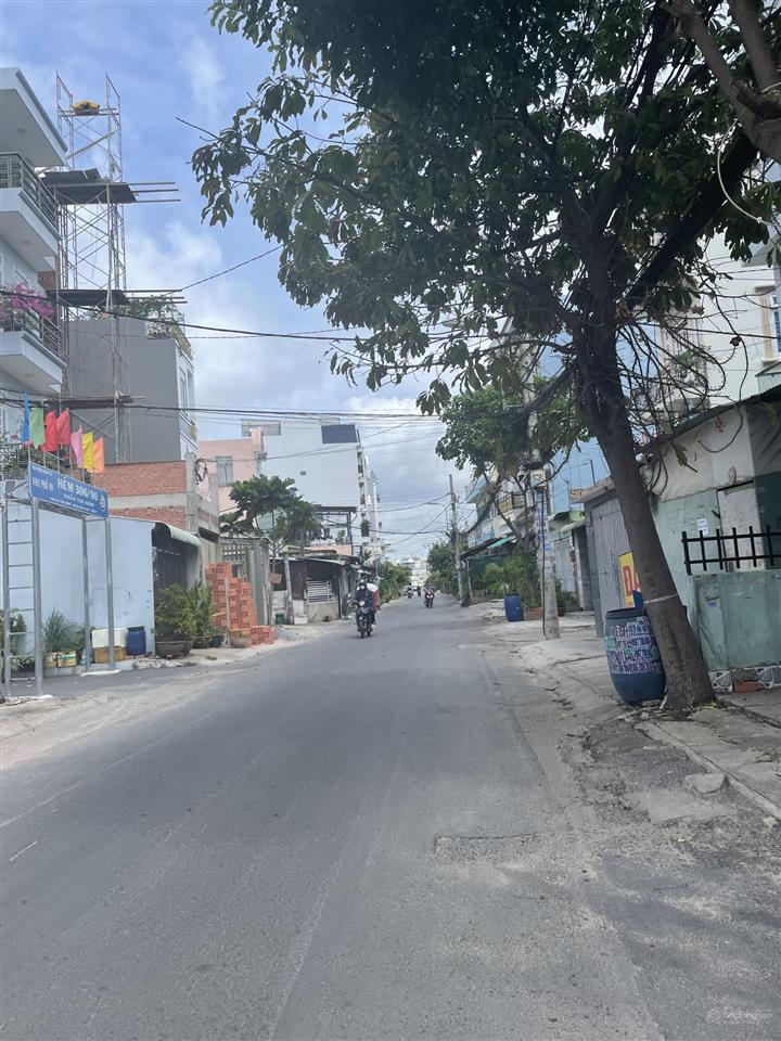 Mt hẻm 340m lâm thị hố. đường nhựa 12m thông. nhà phố 5tầng. full nội thất+thang máy. 8,89tỷ tl