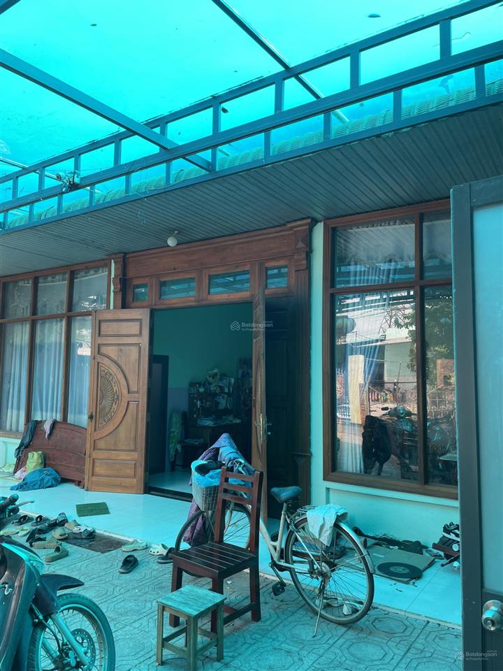 Căn nhà ngay thị trấn vĩnh an. 20*28 vuông vức. 4,2 tỷ