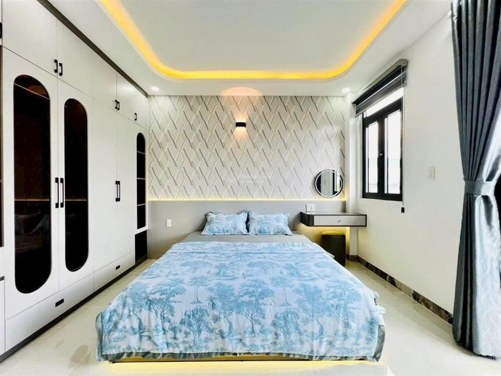 Nhà đẹp 4 tầng + thang máy. hẻm 8m thông 1/ tmt2a giá 8,89 tỷ