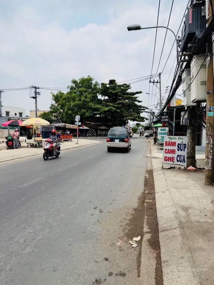 Lô đất đẹp mtkd trần văn mười. ngay ngã tư tập trung nhiều tiện ích. 201m2 giá 9tỷ( giá cũ 11,5tỷ)