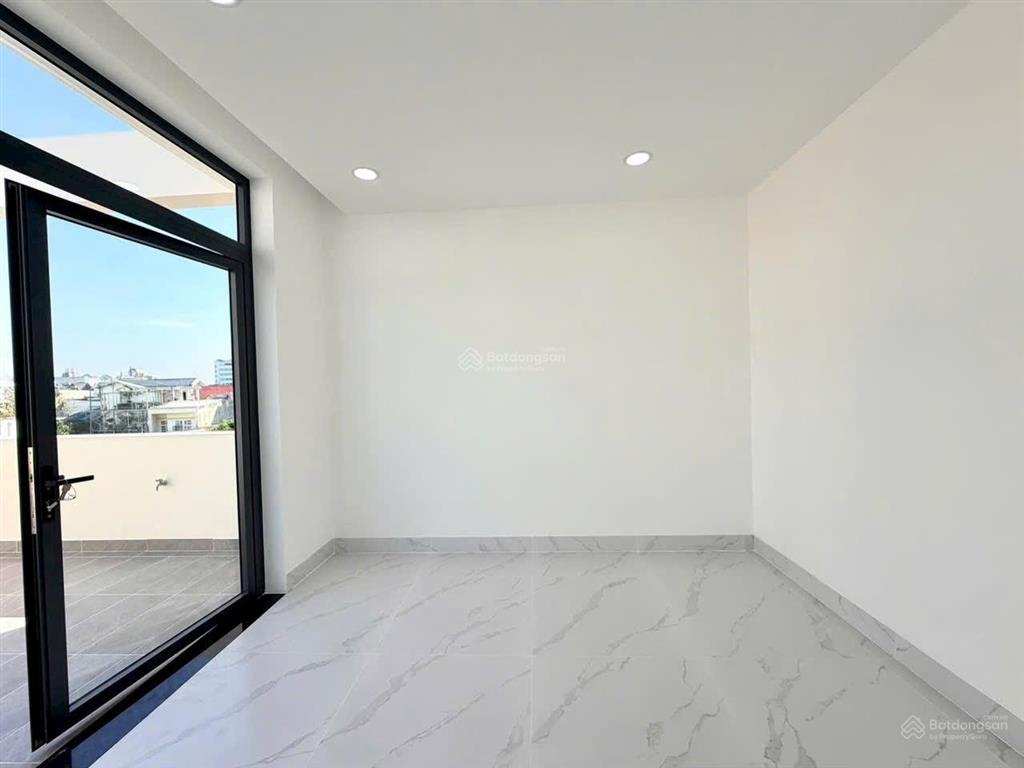 Nhà phố mặt tiền thới an 18, 4*23 3 tầng full nội thất nhập khẩu. giá 8,59 tỷ chủ thiện chí bán