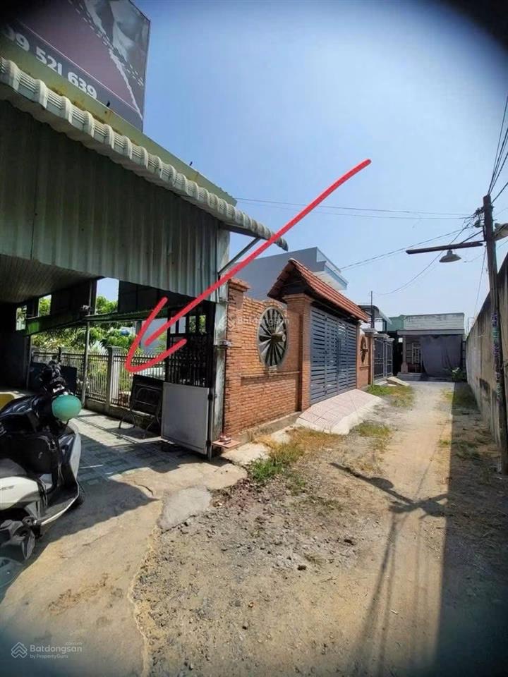 768m2 nhà c4 thổ cư 300m2. 1/ đỗ văn dậy, hóc môn. giá bán 8,5tỷ