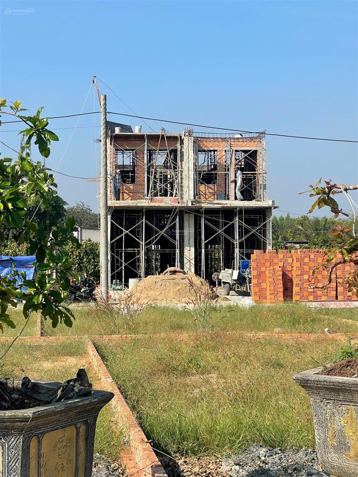 Nhà bán hoàn thiện cơ bản, 1 trệt 1 lầu. gần ủy ban xã an viễn, gx xuân thọ. 2.35 tỷ/180m2