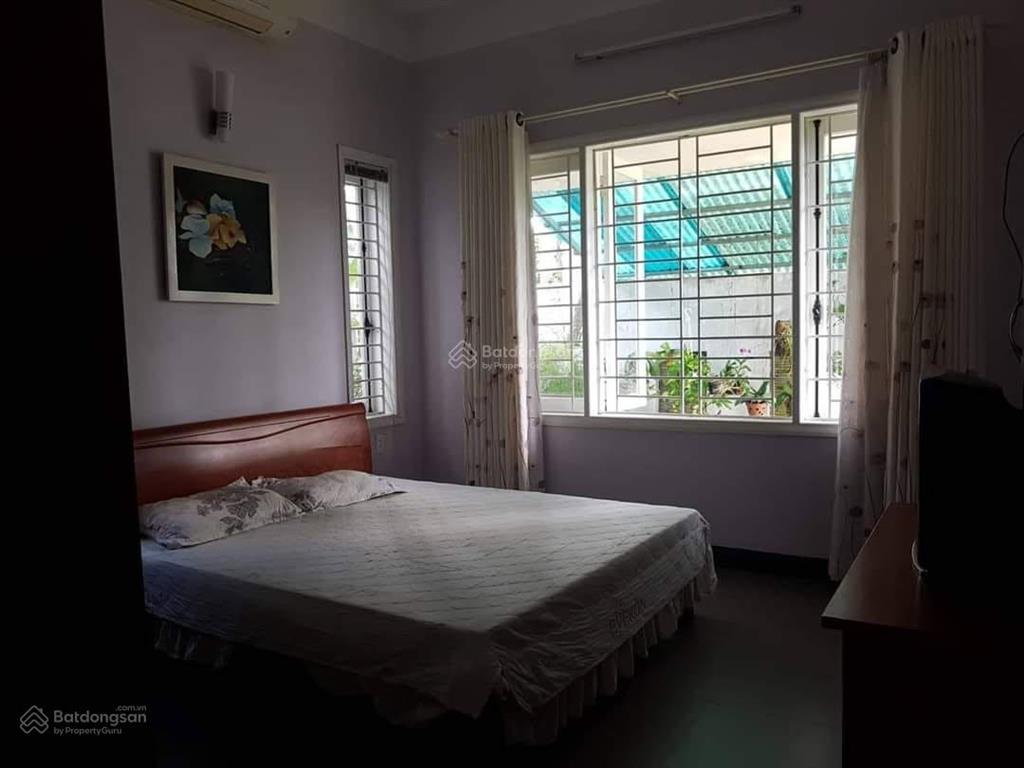 Cho thuê nhà ở hoặc làm văn phòng tại ngọc anh, phường phú thượng, thành phố huế.  0914 051 ***