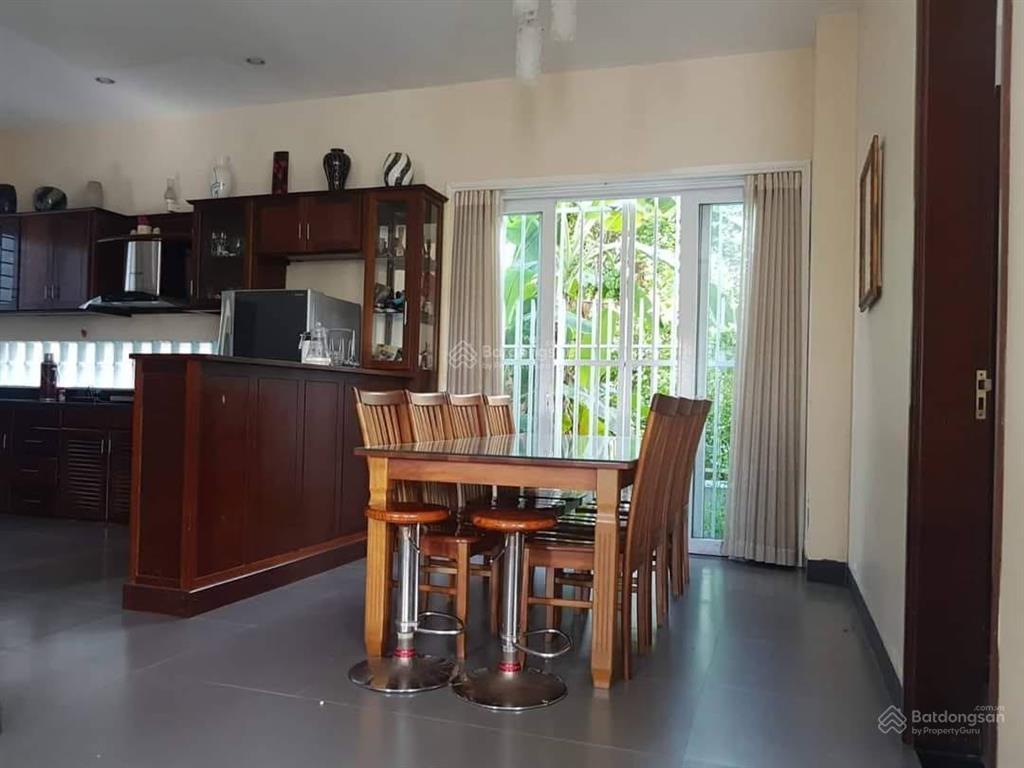 Cho thuê nhà ở hoặc làm văn phòng tại ngọc anh, phường phú thượng, thành phố huế.  0914 051 ***