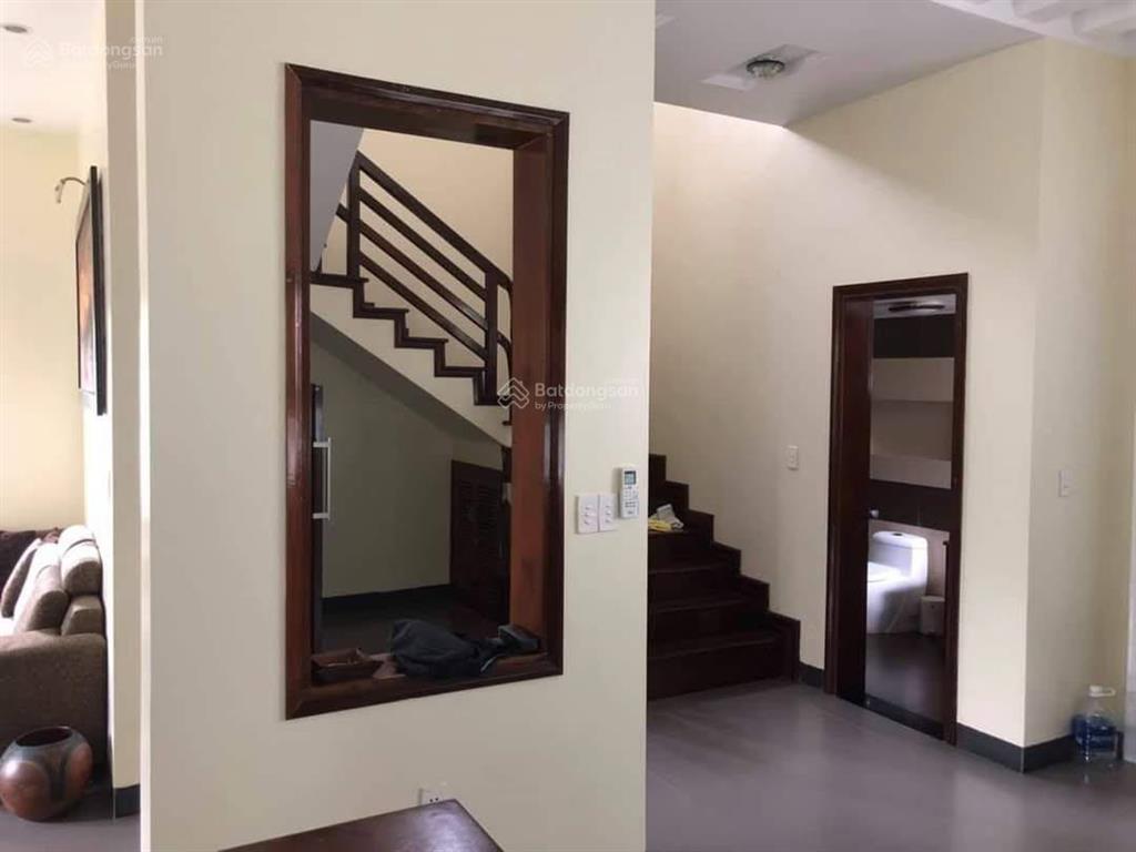 Cho thuê nhà ở hoặc làm văn phòng tại ngọc anh, phường phú thượng, thành phố huế.  0914 051 ***