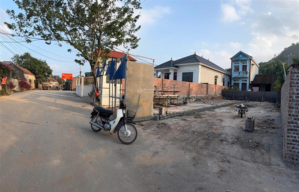 Bán đất tại xã tự lan, huyện việt yên, bắc giang, giá tốt 1,8 tỷ, 100m2