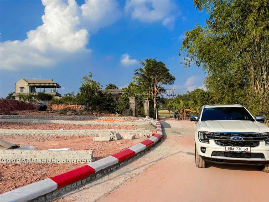 Khu vực kép (lạng giang), tìm đâu ra lô đất thông thoáng, quy hoạch cực kỳ tiềm năng như này.