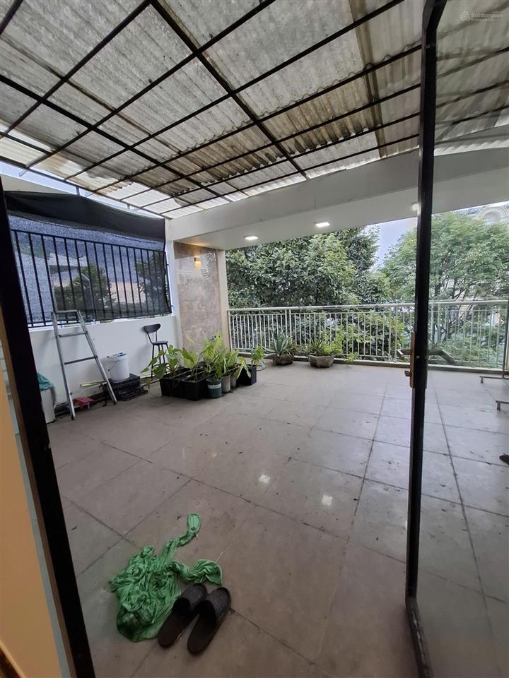 Cho thuê văn phòng 400m2 6x20 hầm + trệt 3 lầu đông thủ thiêm, giá siêu hời 26 triệu vnd