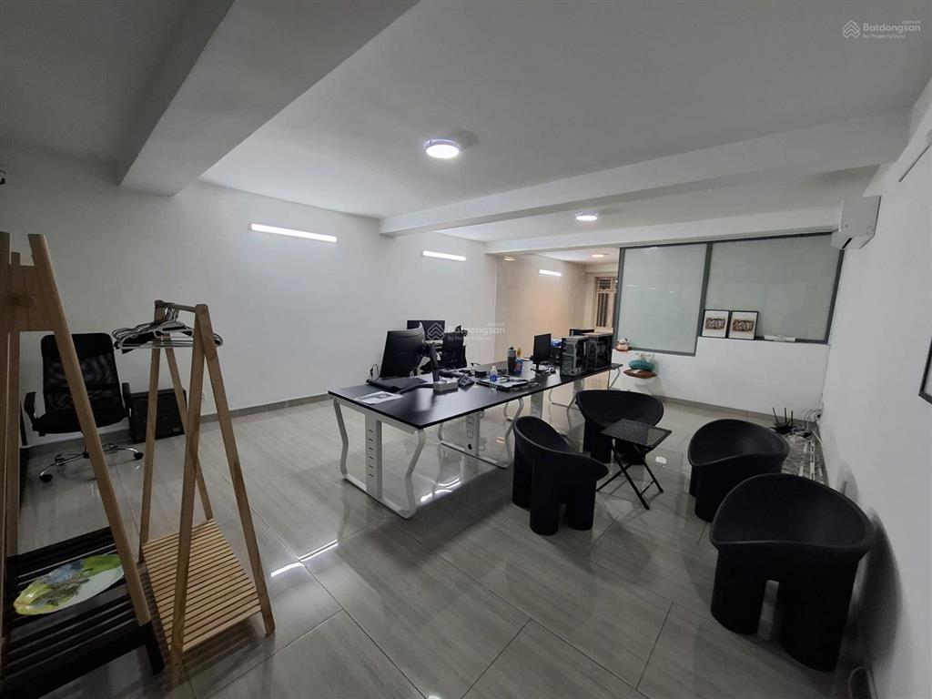 Cho thuê văn phòng 400m2 6x20 hầm + trệt 3 lầu đông thủ thiêm, giá siêu hời 26 triệu vnd